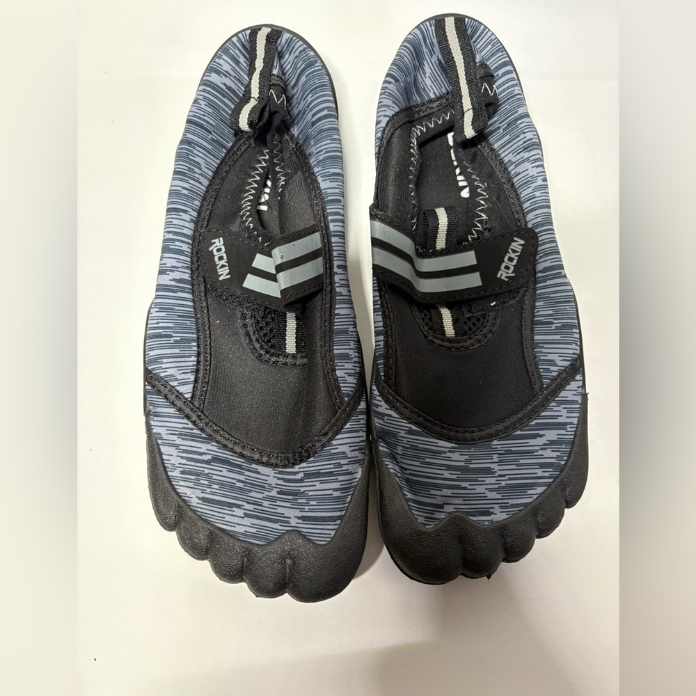 Women's Athletic Shoes - Black and Gray
